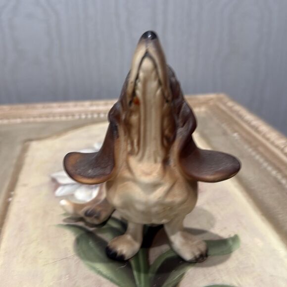 Vintage Norcrest Basset Hound Figurines Japan PLEASE READ DESCRIPTION - Picture 4 of 16